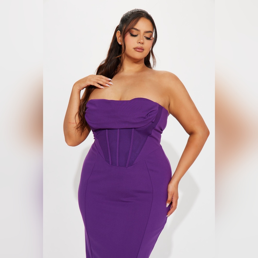 Fashion nova strapless dress - Picture 3 of 13